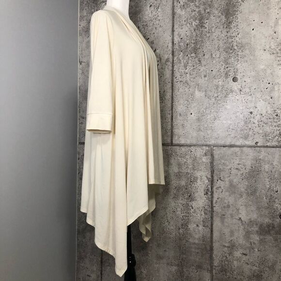 Bailey Creamy White Long Cardigan - Picture 2 of 11